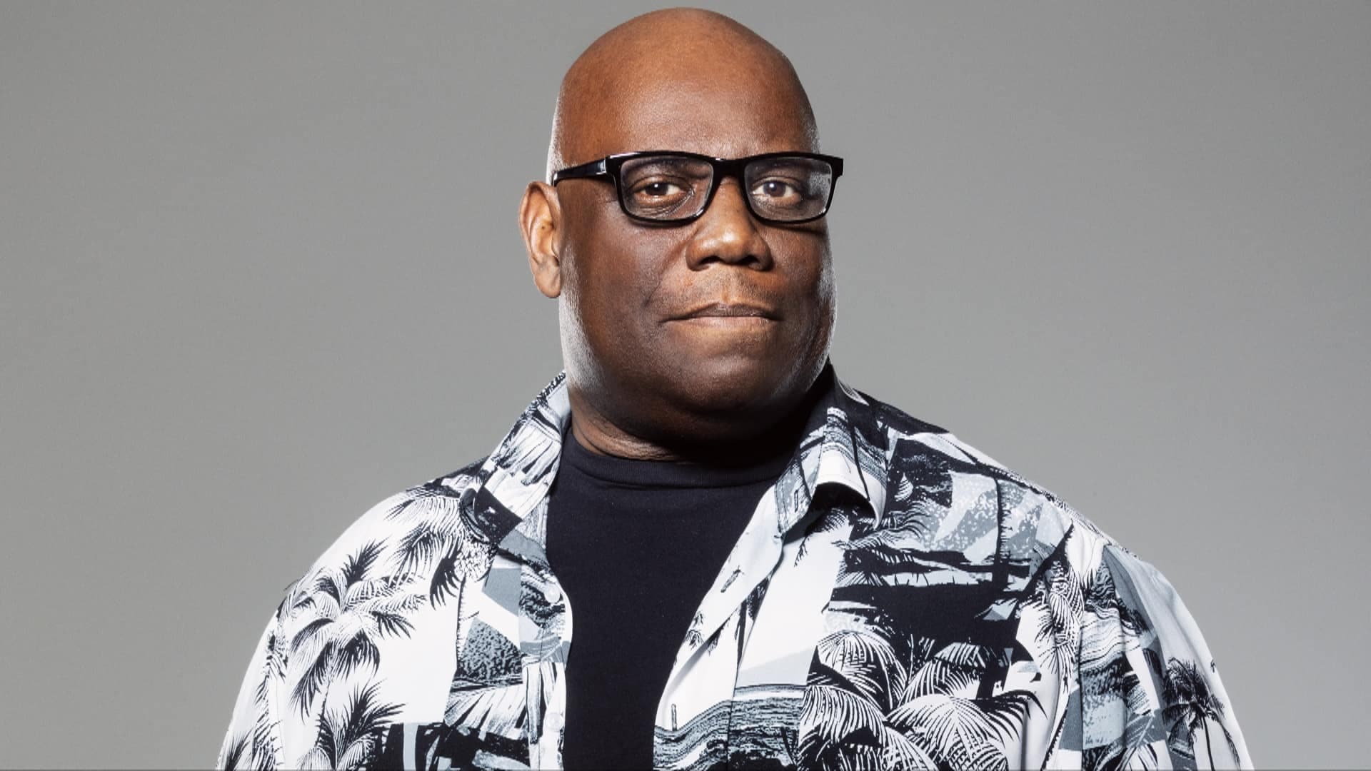 Carl Cox shares seven-hour mix recorded at [UNVRS]